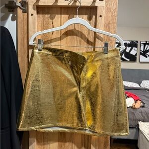 Golden skirt